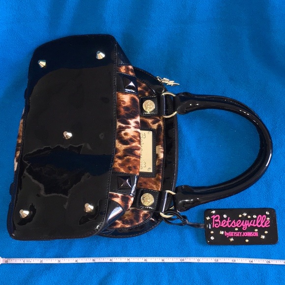 Betseyville bold leopard satchel VGUC - Picture 7 of 8